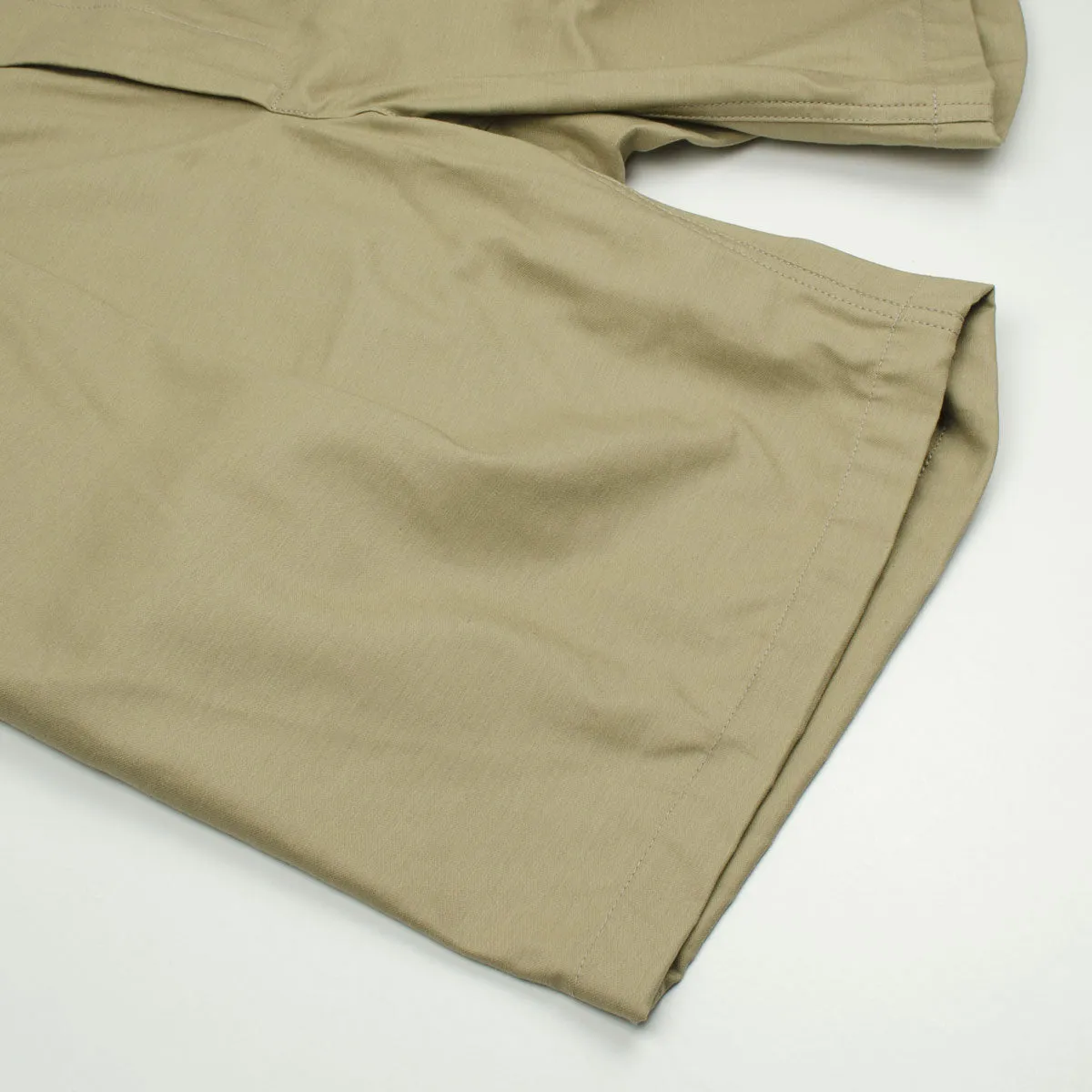 Arpenteur - Chino Shorts Back Satin - Sand