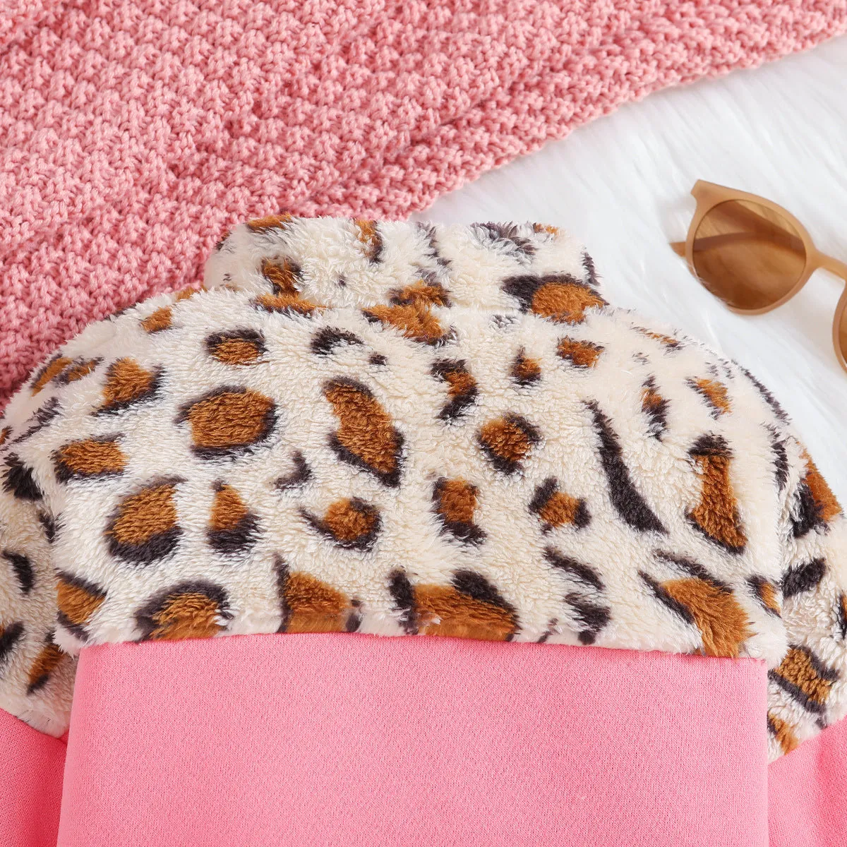 Kid Girls Color-blocking Leopard print Hoodies Sweatshirts Wholesale 23102002