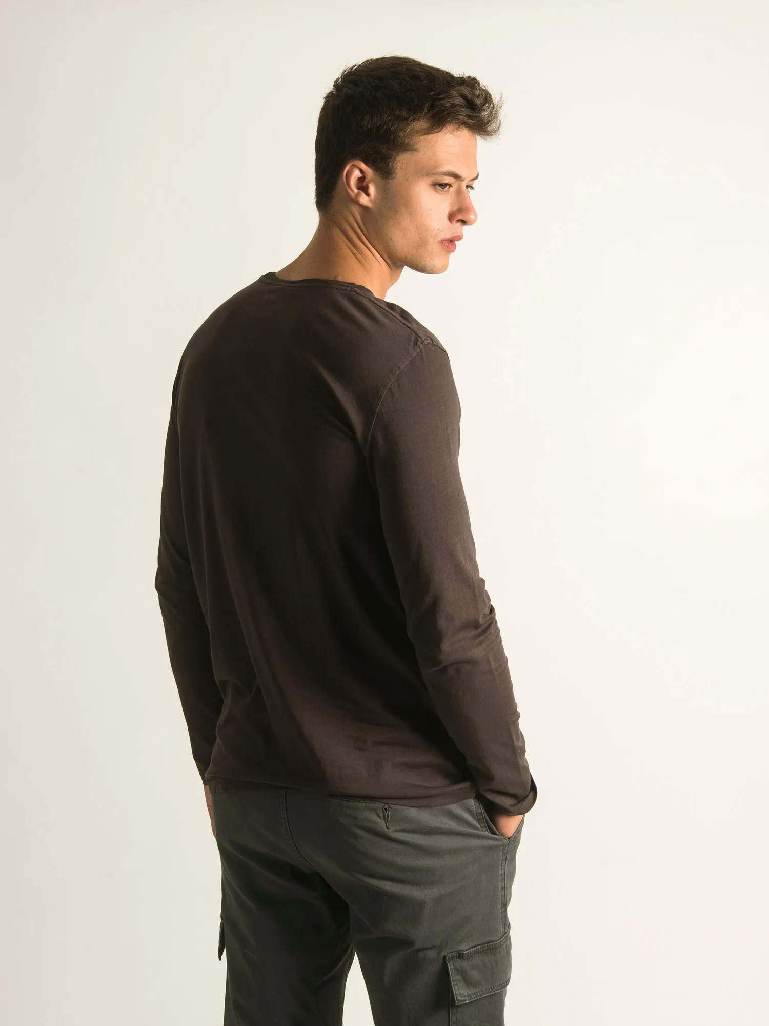 KOLBY GARMENT DYE LONG SLEEVE POCKET T-SHIRT - CLEARANCE