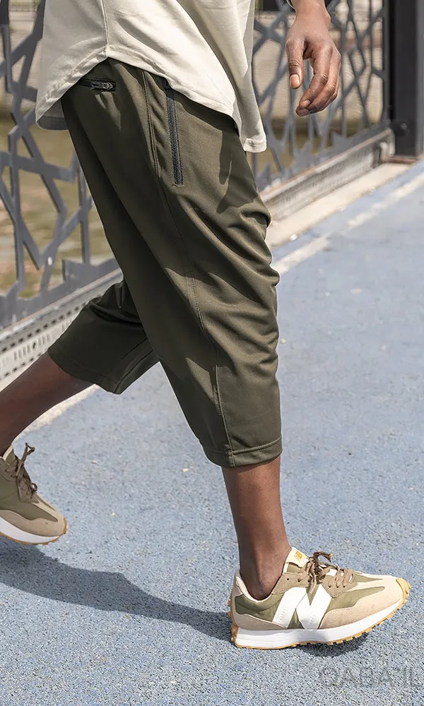 QL Relaxed Lightweight Cropped Joggers in Khaki