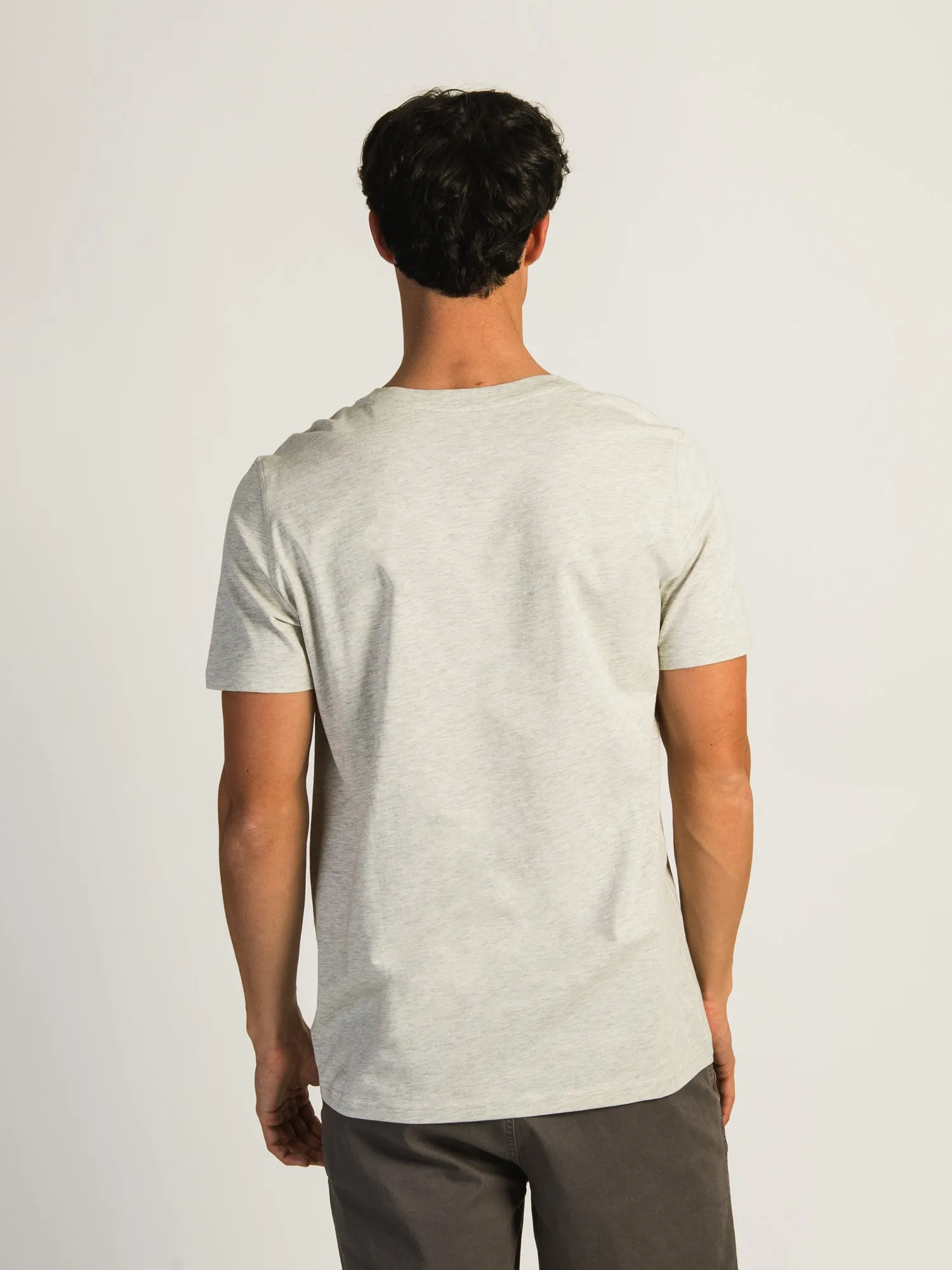 VICTOR CREWNECK TEE - STONE